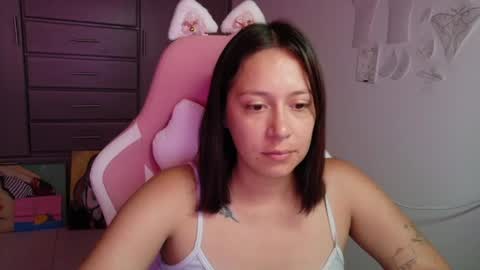 Mia online show from 07-28-26, 03:21