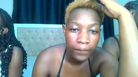 Snapshot of hot_n_savage chatting on 10-14-25, 06:25 Savage online show from 10-14-25, 06:25