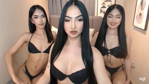 hot_nikki69 online show from 03-22-26, 06:44