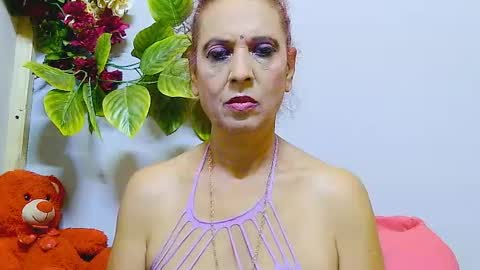 hot queen online show from 07-19-26, 07:23