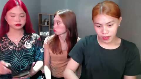 Selena online show from 12-28-24, 05:55