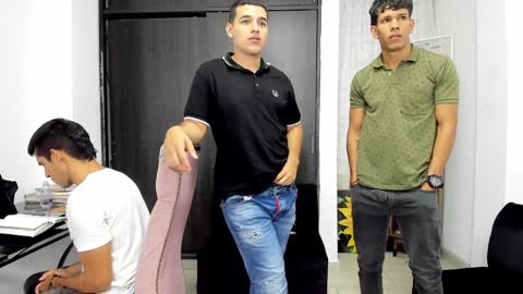 Snapshot of hot_sexmature chatting on 01-28-25, 04:41 Vanesa Oliver and Andrew online show from 01-28-25, 04:41