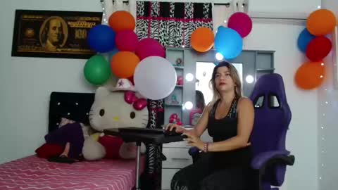 Snapshot of hot_sexy_bunny chatting on 04-08-26, 01:11 hot sexy bunny online show from 04-08-26, 01:11