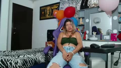 Snapshot of hot_sexy_bunny chatting on 05-08-26, 02:55 hot sexy bunny online show from 05-08-26, 02:55