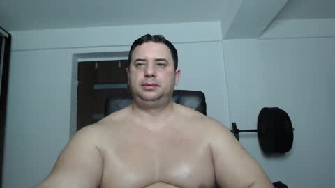 Snapshot of hot_stefano1 chatting on 10-26-25, 04:29 Stefano.. online show from 10-26-25, 04:29