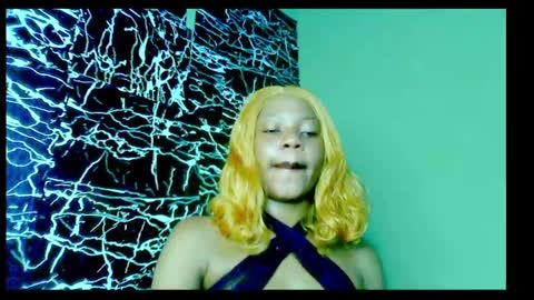 Snapshot of hot_stellaa chatting on 12-25-24, 11:42 Stella online show from 12-25-24, 11:42