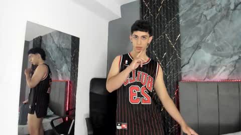 Snapshot of hot_summer_boy chatting on 03-09-26, 11:36 Hot Summer Boy online show from 03-09-26, 11:36