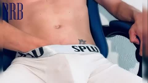 Snapshot of hot_teo1 chatting on 05-29-26, 12:14 M A T E O online show from 05-29-26, 12:14