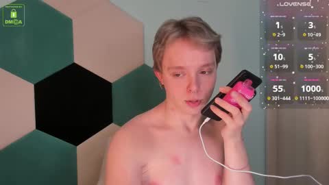 Snapshot of hot_twinkboy chatting on 03-03-25, 03:42 hot_twinkboy online show from 03-03-25, 03:42