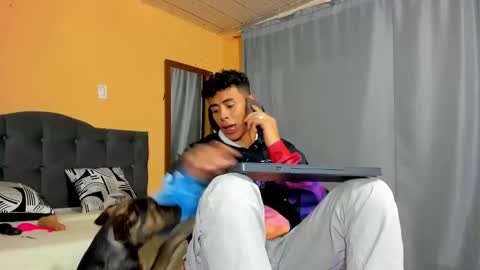 hot_twinks83 online show from 02-13-25, 12:57