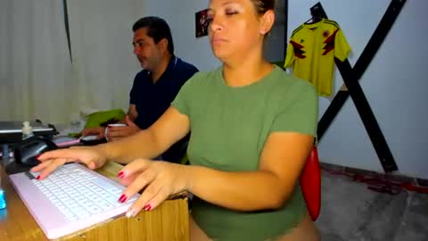 hotandfierylatinos online show from 07-12-26, 10:50