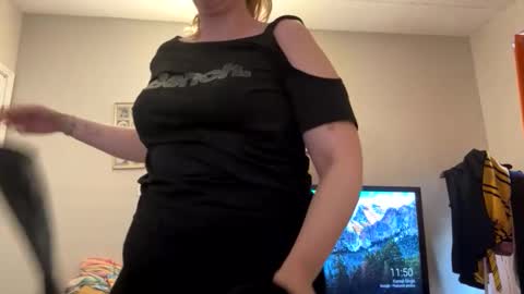 hotandhorny3591 online show from 05-02-26, 03:50