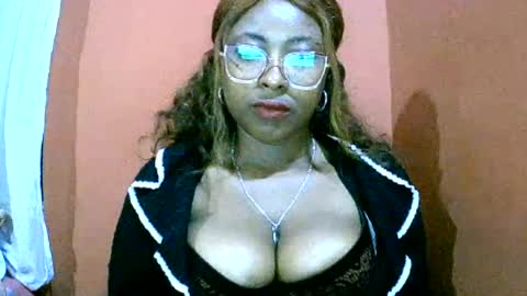 hotarian1 online show from 06-13-26, 07:06