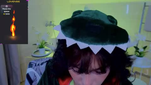 Snapshot of hotary_yuko chatting on 05-23-26, 03:45 Hotary online show from 05-23-26, 03:45