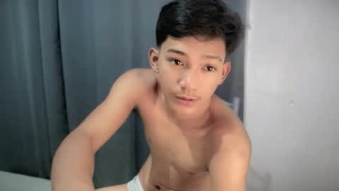 Snapshot of hotasian_jerome chatting on 02-26-26, 06:01 hotasian_jerome online show from 02-26-26, 06:01