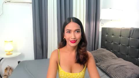 Snapshot of hotasianladysofia chatting on 11-06-25, 08:37 hotasianladysofia online show from 11-06-25, 08:37
