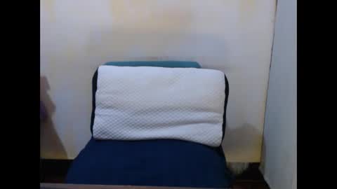 Snapshot of hotasianyue69 chatting on 02-24-26, 04:27 hotasianyue69 online show from 02-24-26, 04:27