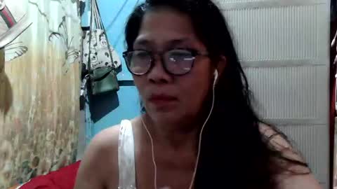 Snapshot of hotbetty_45 chatting on 07-12-26, 12:18 hotbetty_45 online show from 07-12-26, 12:18