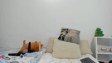 HotBlonde47 online show from 12-04-25, 12:14