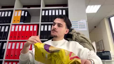 Snapshot of hotboyfuck9 chatting on 01-15-26, 10:09 hotboyfuck9 online show from 01-15-26, 10:09