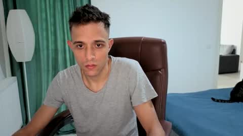 Hotboyshorny online show from 03-21-26, 09:25