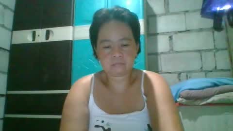 hotchicks4uxx online show from 12-16-25, 01:16