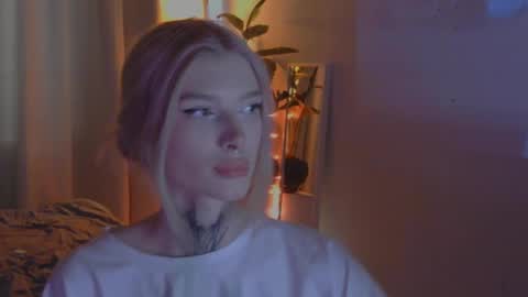 Snapshot of hotchubently chatting on 03-03-25, 10:49 hotchubently online show from 03-03-25, 10:49