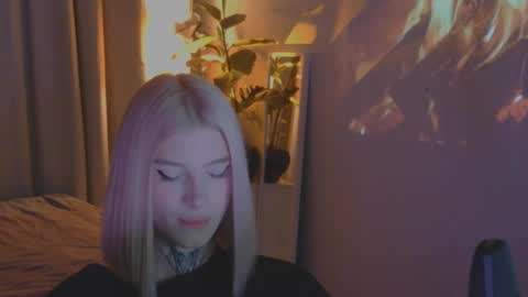 Snapshot of hotchubently chatting on 03-06-25, 12:09 hotchubently online show from 03-06-25, 12:09