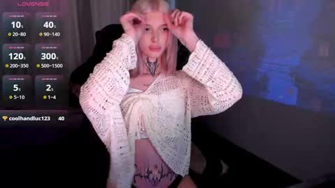Snapshot of hotchubently chatting on 09-09-25, 08:03 hotchubently online show from 09-09-25, 08:03
