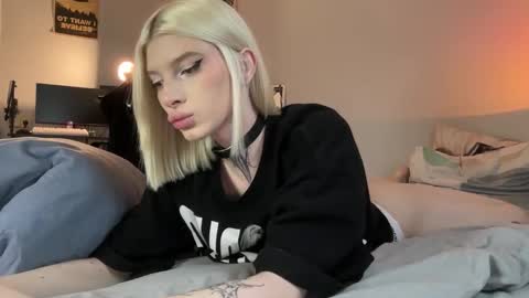 Snapshot of hotchubently chatting on 09-26-25, 10:41 hotchubently online show from 09-26-25, 10:41