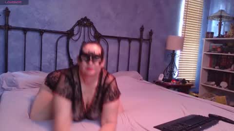 Snapshot of hotcurves4000 chatting on 02-07-25, 04:03 Tina Hotcurves online show from 02-07-25, 04:03