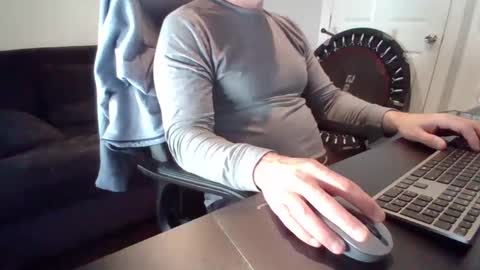 Snapshot of hotdog1124 chatting on 02-12-26, 02:56 hotdog1124 online show from 02-12-26, 02:56