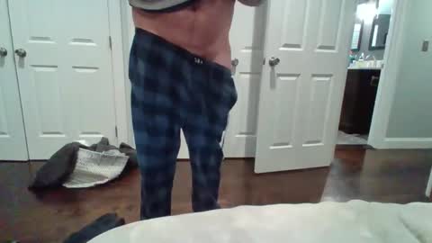 Snapshot of hotdog1124 chatting on 02-18-26, 12:50 hotdog1124 online show from 02-18-26, 12:50