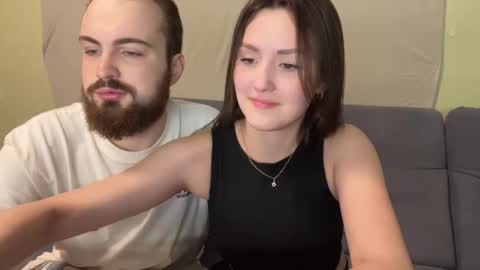 Snapshot of hotduoplay chatting on 03-27-26, 07:24 Max and Alina online show from 03-27-26, 07:24