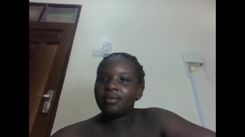 Snapshot of hotebbbyy chatting on 12-12-24, 07:52 EBBY online show from 12-12-24, 07:52