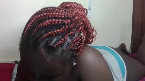 Snapshot of hotebbbyy chatting on 12-13-24, 06:27 EBBY online show from 12-13-24, 06:27