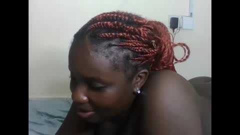 Snapshot of hotebbbyy chatting on 12-14-24, 09:45 EBBY online show from 12-14-24, 09:45