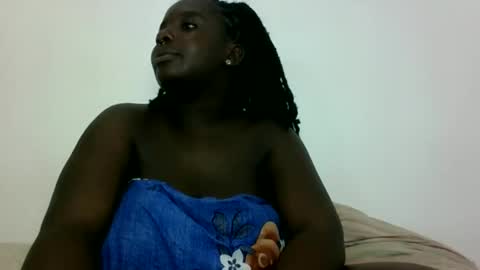 Snapshot of hotebbbyy chatting on 09-13-25, 06:35 EBBY online show from 09-13-25, 06:35