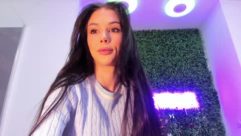 hotfallingdevil online show from 01-06-26, 05:55