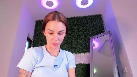 hotfallingdevil online show from 06-06-26, 05:23