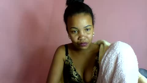 hotfelicia online show from 07-20-26, 05:44