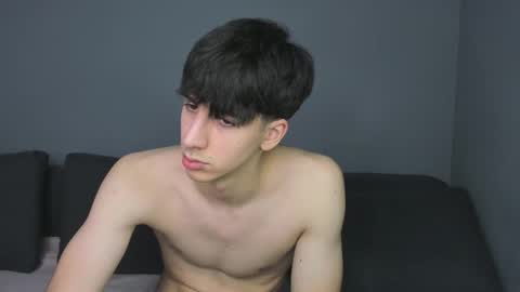 QUENTIN online show from 12-14-25, 06:41