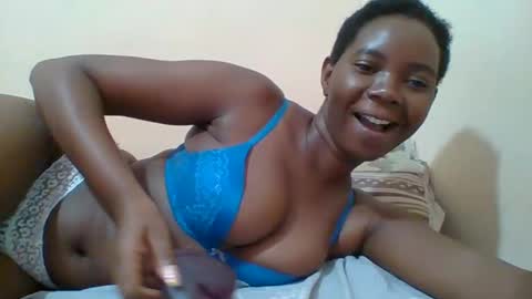 Queen online show from 03-11-25, 02:07