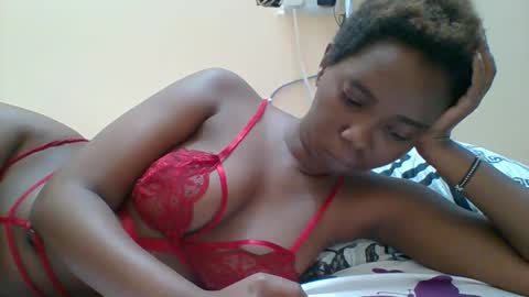 Queen online show from 09-23-25, 09:34