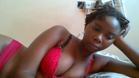 Queen online show from 03-10-26, 06:29