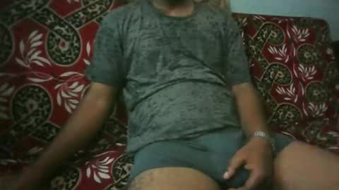 hotguyy001 online show from 04-02-26, 12:36
