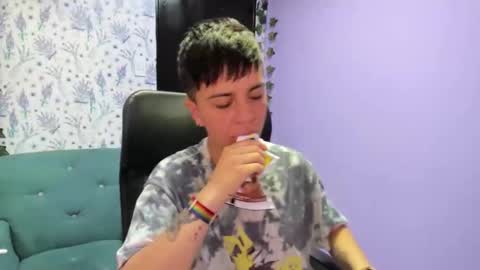 hannah online show from 10-21-25, 02:01