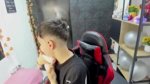 hannah online show from 03-25-26, 02:28