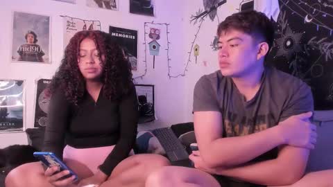 Snapshot of hothoneychile chatting on 10-03-25, 04:04 Sam and Nico online show from 10-03-25, 04:04