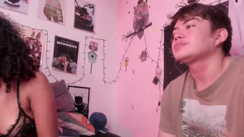 Snapshot of hothoneychile chatting on 10-31-25, 04:30 Sam and Nico online show from 10-31-25, 04:30